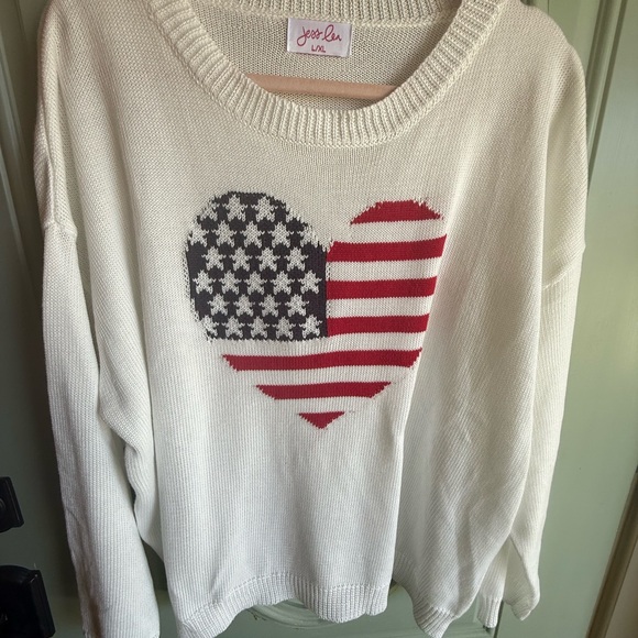 Jess Lea Sweaters - Jess Lea White American Flag Heart Knit Sweater size L/XL NWOT